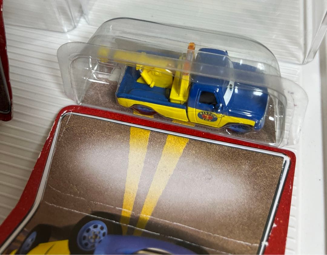 カーズ、マテル、ミニカー、チャーリー、トウ　トラック　トム