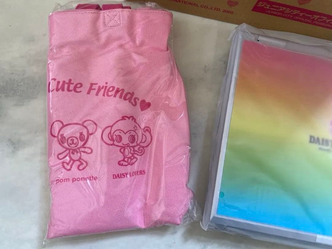 新品　ナルミヤ　ジュニアシティーオフィシャルパソコン　デイジーラバーズ