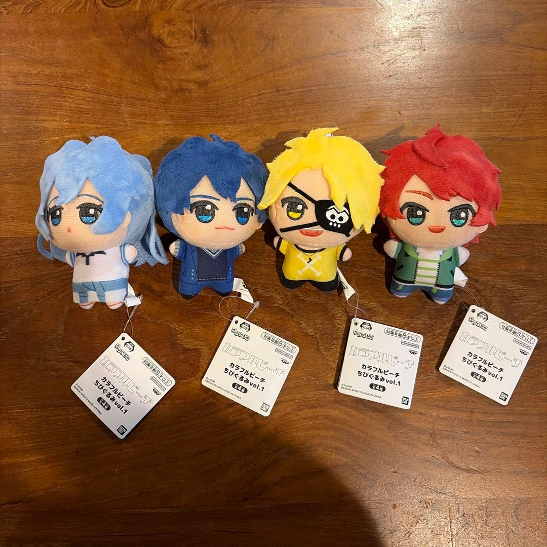 カラフルピーチ　ぬいぐるみ　全員セット