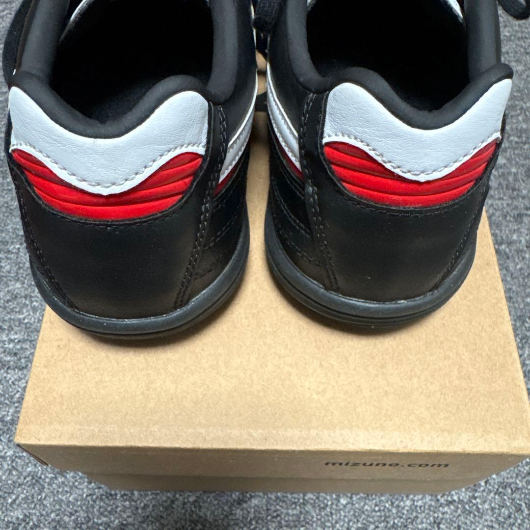 美品　モレリアtf 24.5