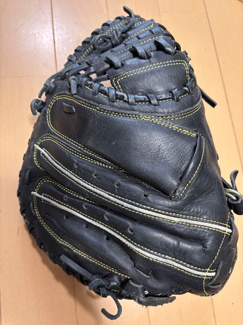 ミズノ 軟式キャッチャーミット　ブラック　ジュニア用