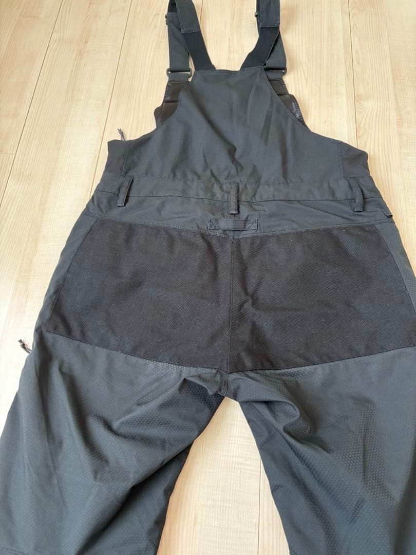 【上下セット】686GORE-TEX スノーボードウェア Mサイズ　セットアップ