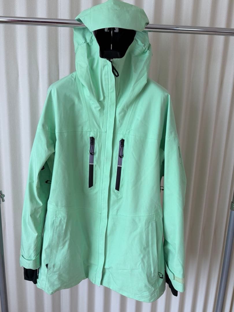 【上下セット】686GORE-TEX スノーボードウェア Mサイズ　セットアップ