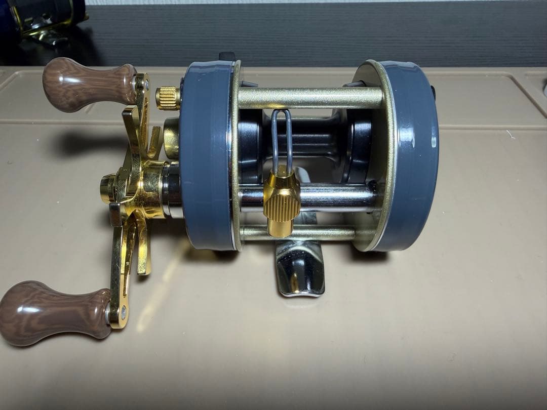 アブガルシア　アンバサダー2500C IAR
