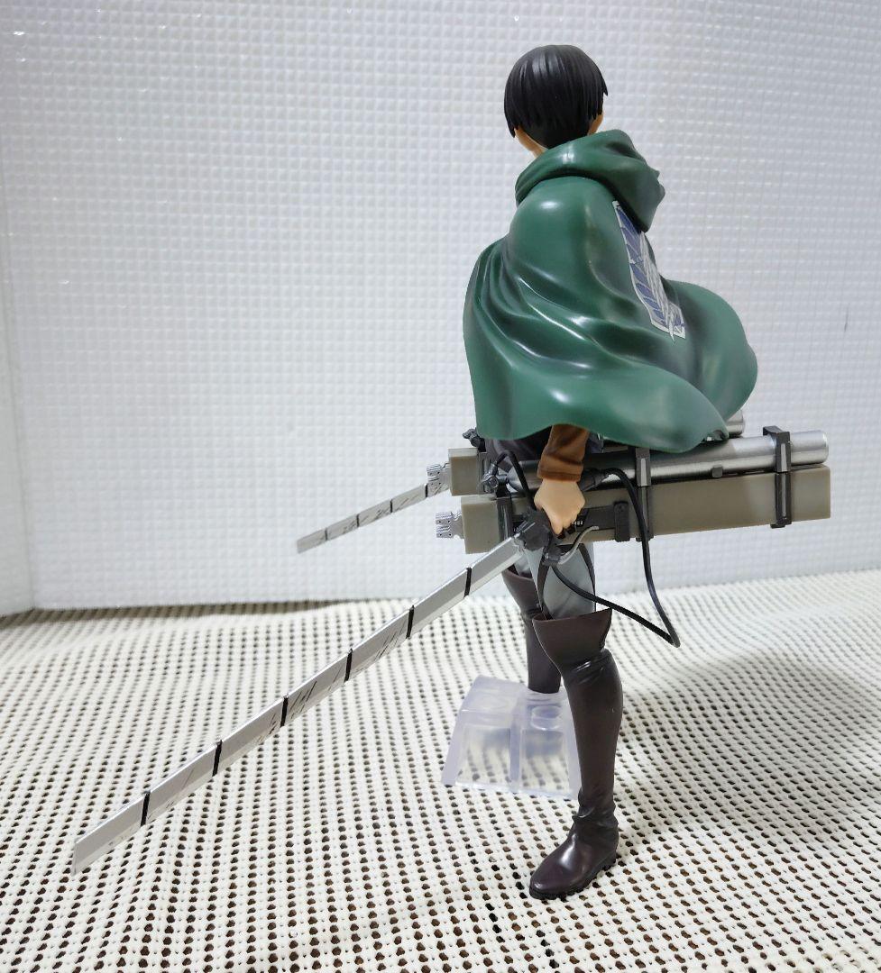 一番くじ 進撃の巨人 B賞 リヴァイ Grandista リヴァイ エレン