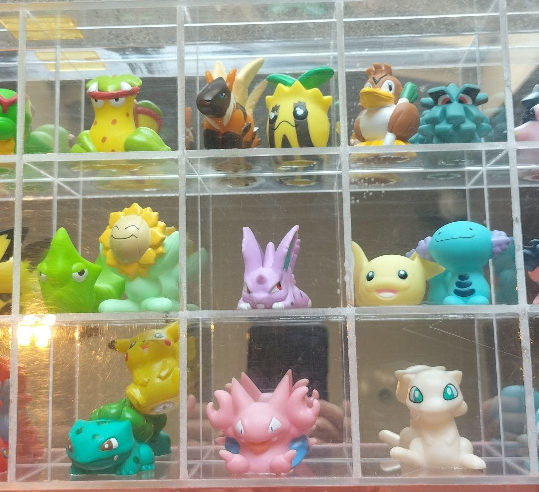 初期　ポケットモンスター　ミニフィギュア49体　コレクションボックス