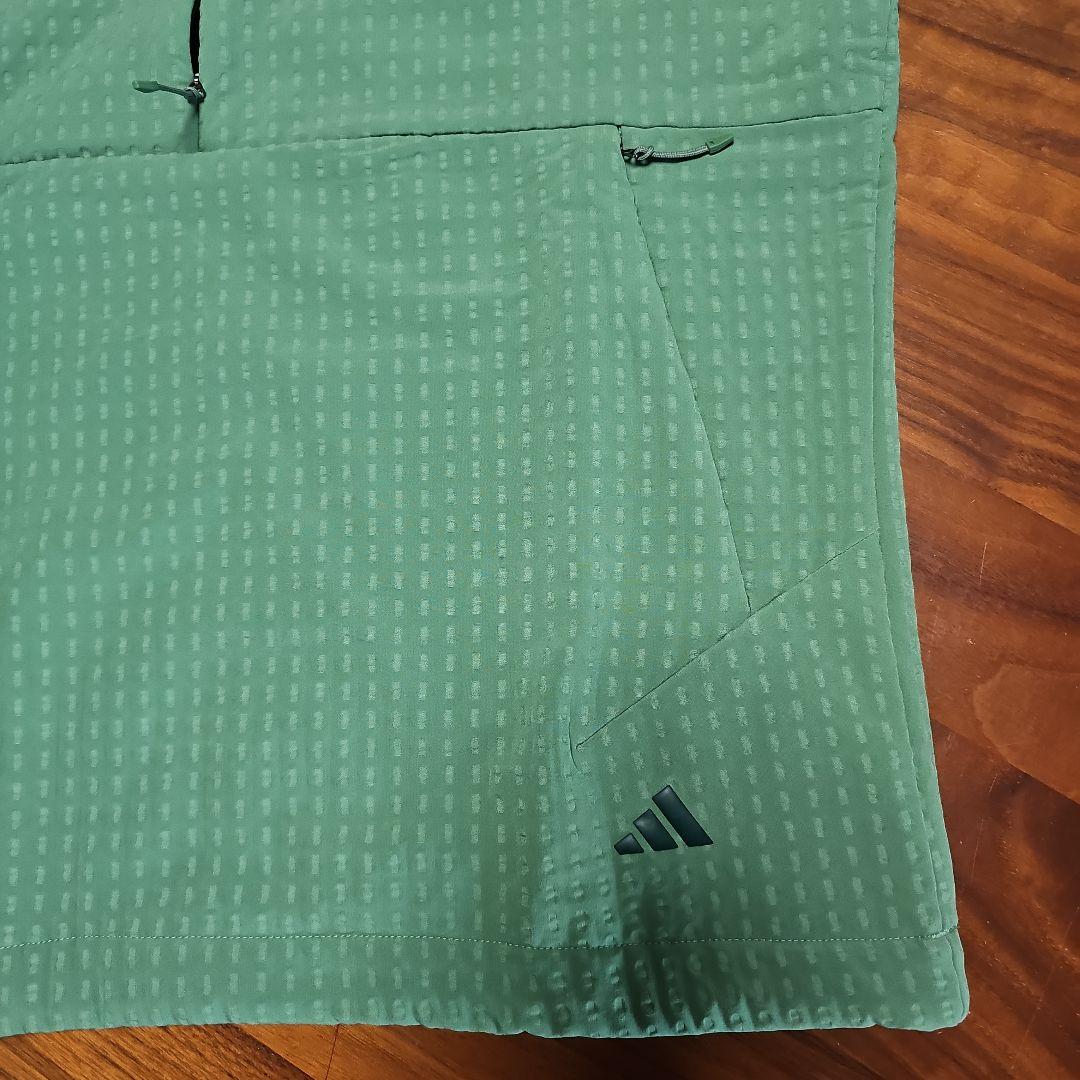 アディダスベスト暴風、撥水　新品