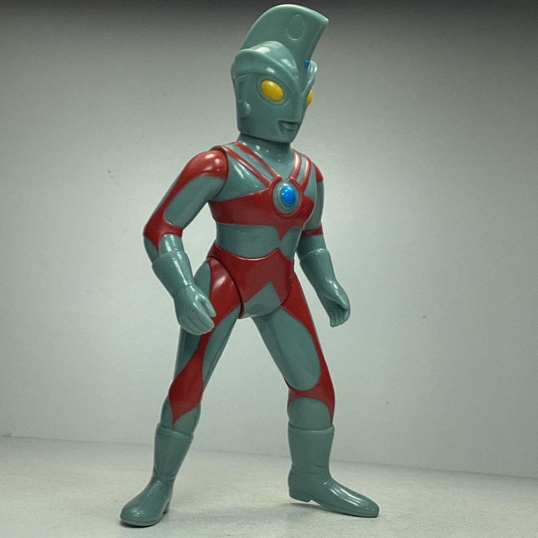 ブルマァク復刻 ウルトラマンエース レトロカラー ソフビ