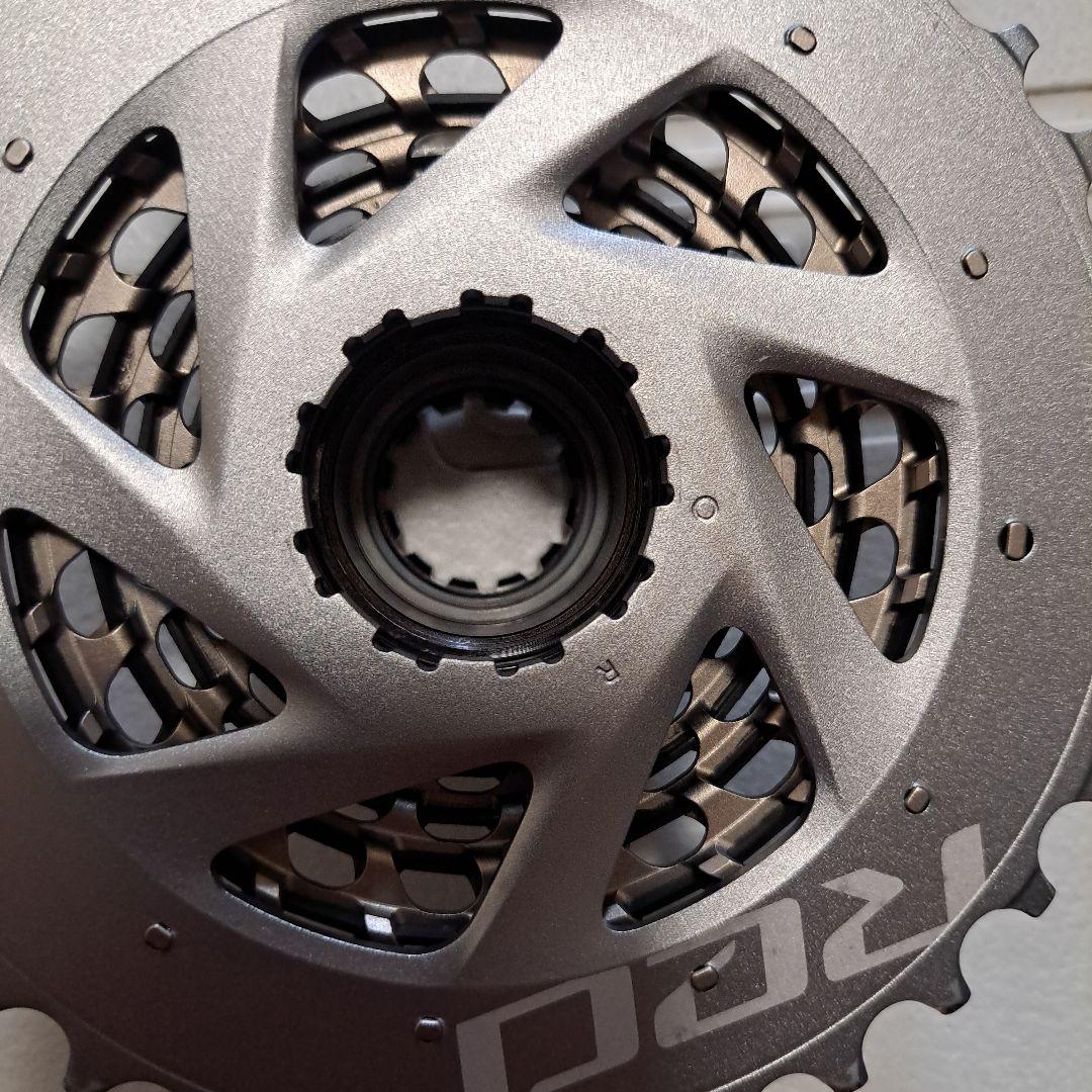 SRAM red カセット10_33t