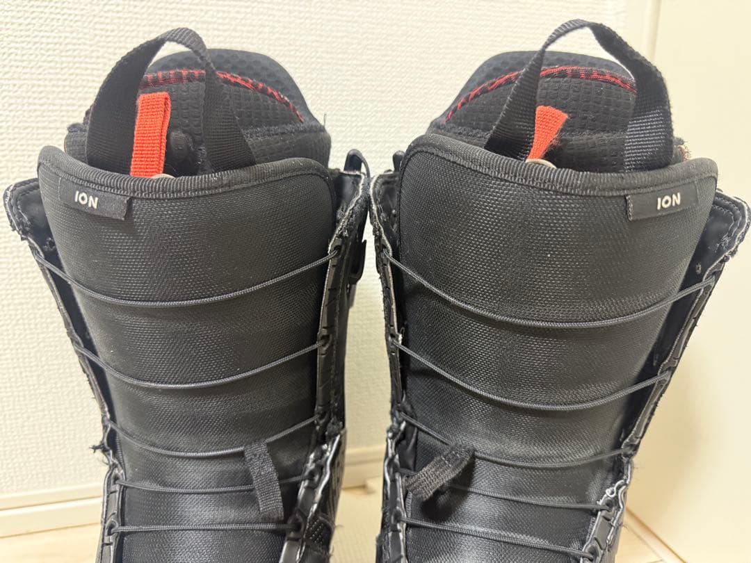 h*1様 BURTON(バートン) ION WIDE 26センチ