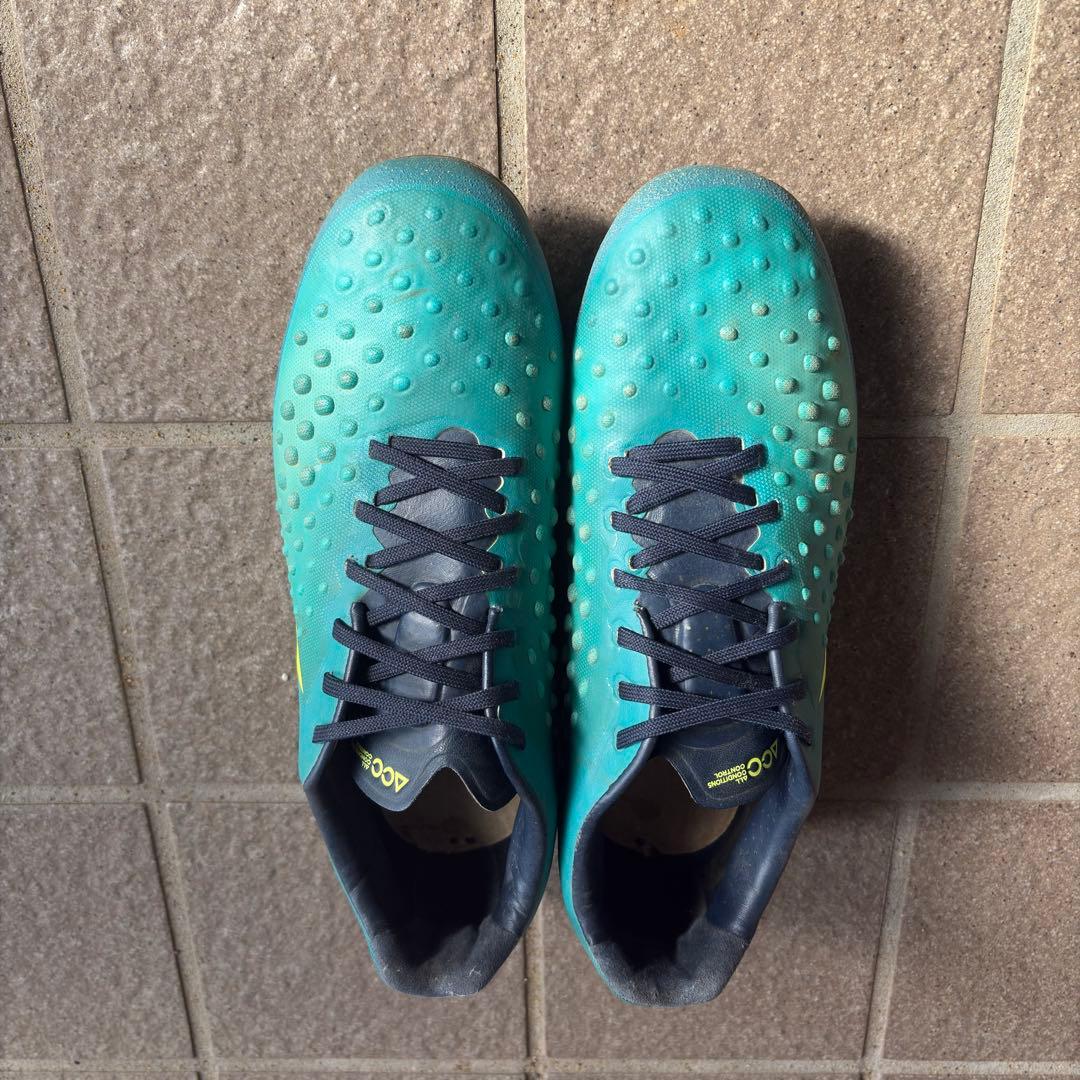 Nike MAGISTA マジスタオーパス II HG 25.5