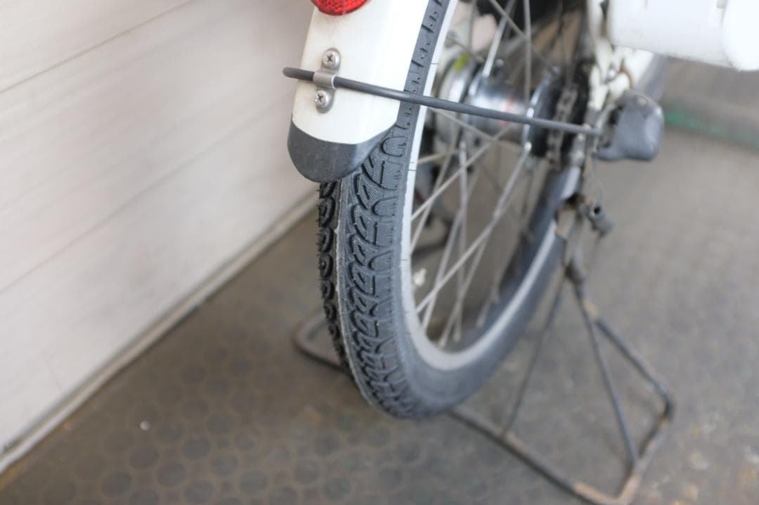 BS　Bikke　20インチ　3段　8.1Ah(4点灯）充電器あり