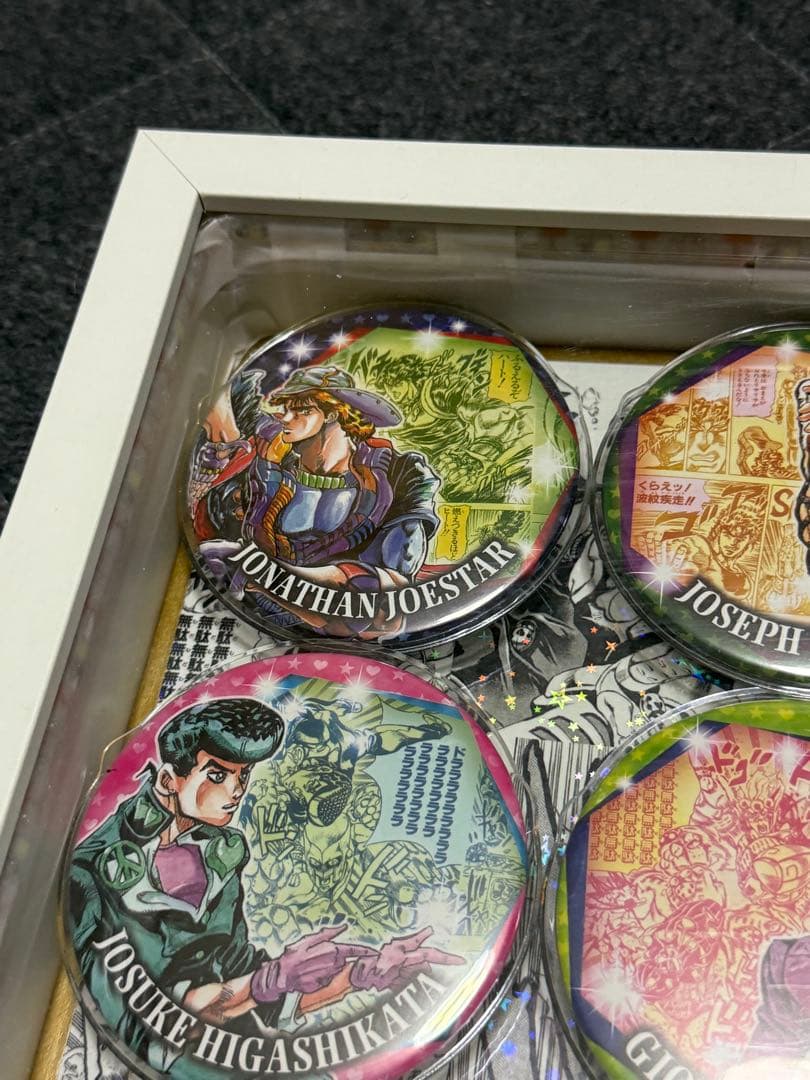 ジョジョの奇妙な冒険 荒木飛呂彦原画展 heroes 缶バッジ　9種類　ケース付