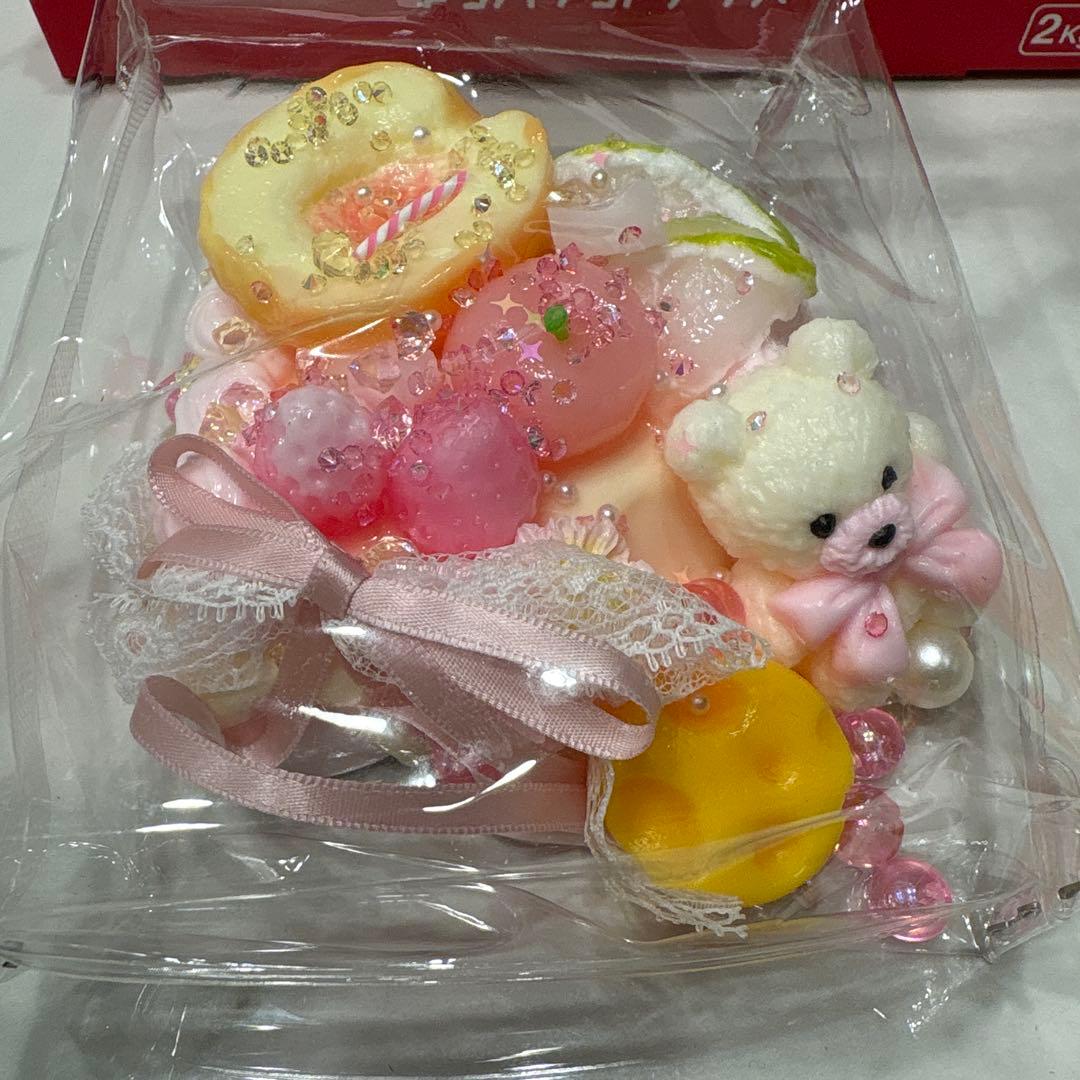 新作 キラキラ先生 スクイーズ ケーキ