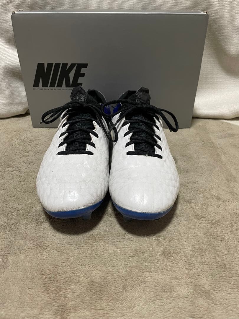 NIKE サッカーシューズ スパイク ティエンポ8 ホワイト/ブルー