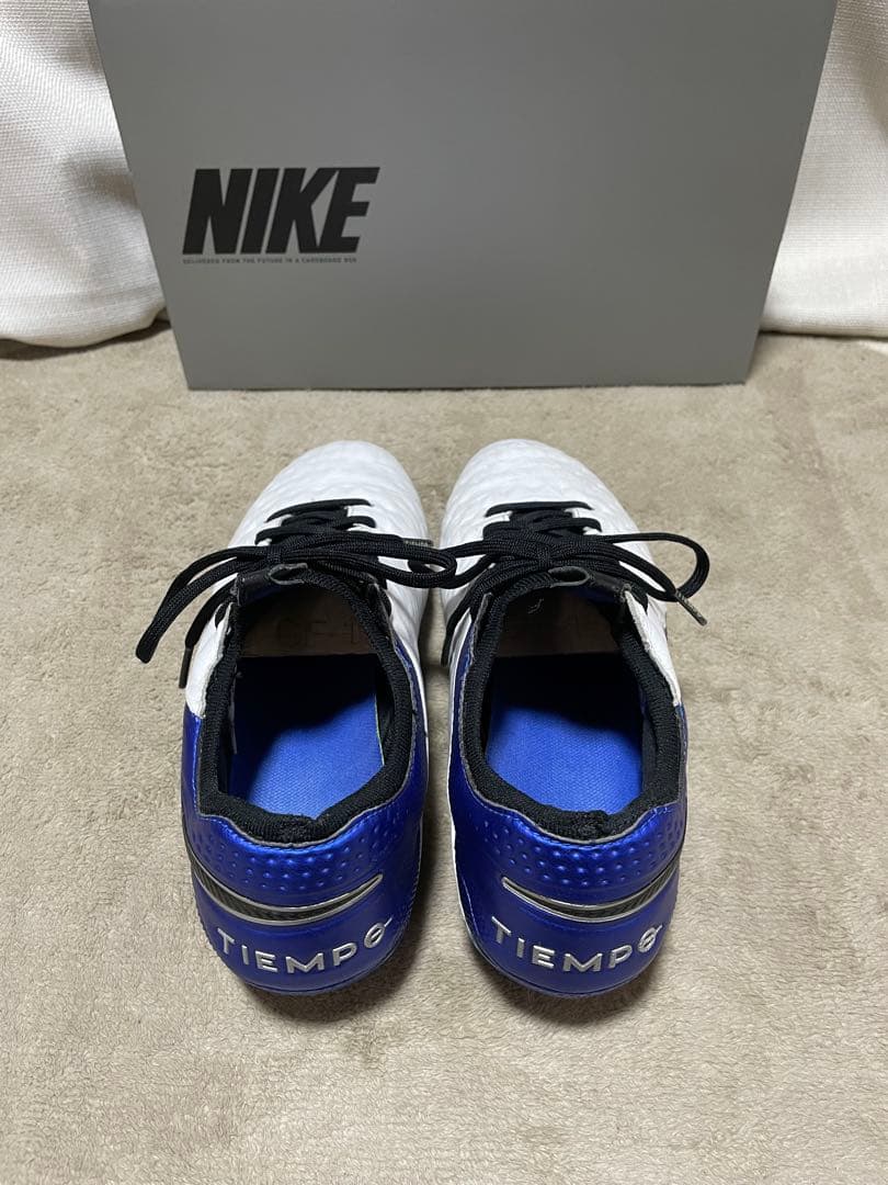 NIKE サッカーシューズ スパイク ティエンポ8 ホワイト/ブルー