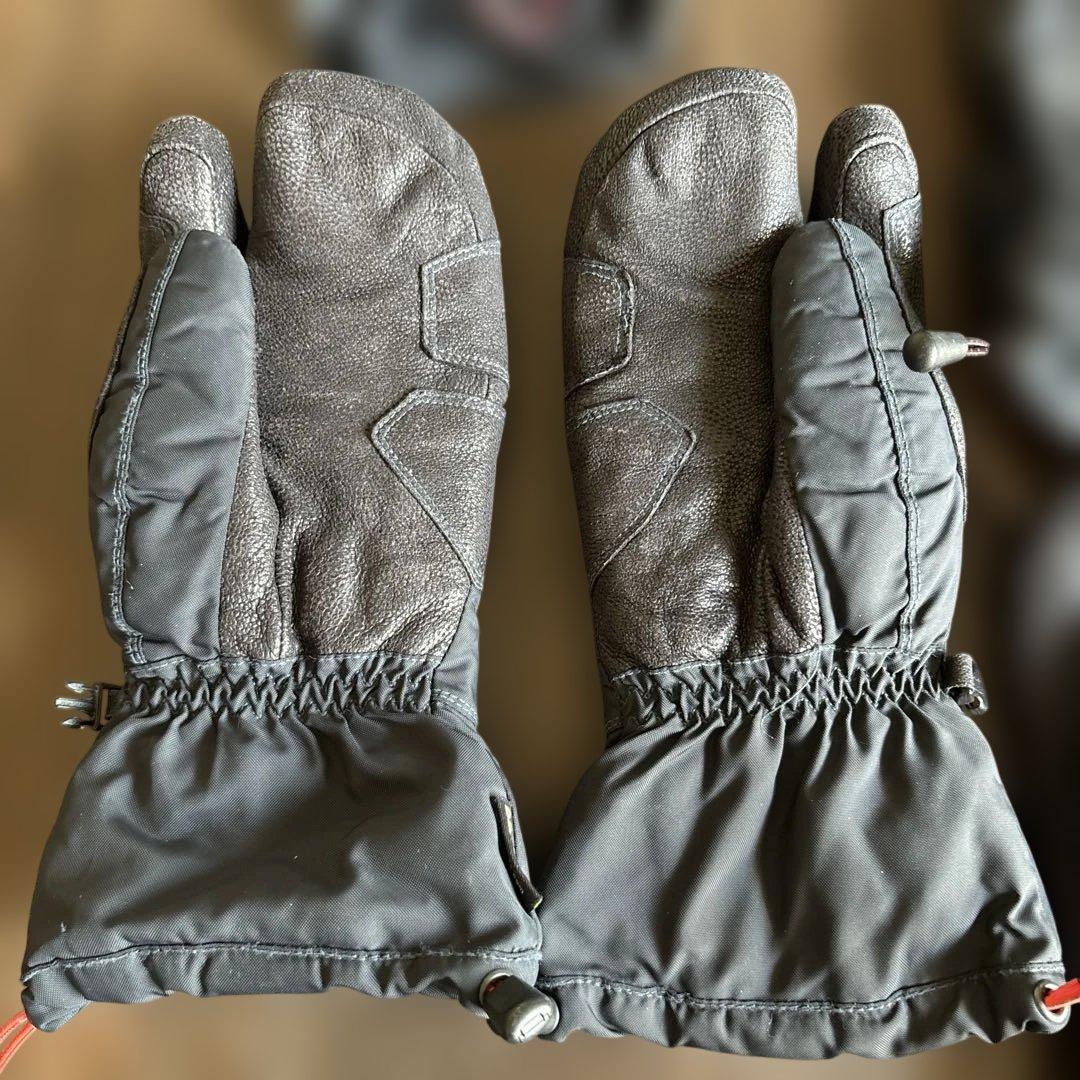 MAMMUT ブラックグローブ 2セット・バラクラバ・ZEALゴーグル