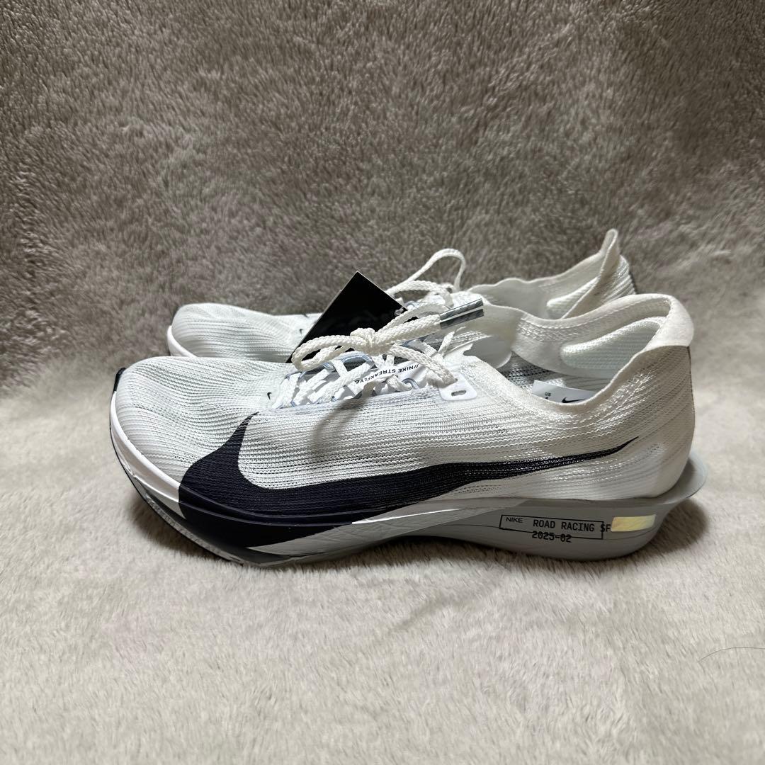 Nike ストリークフライ2 ランニングシューズ ホワイト/ブラック