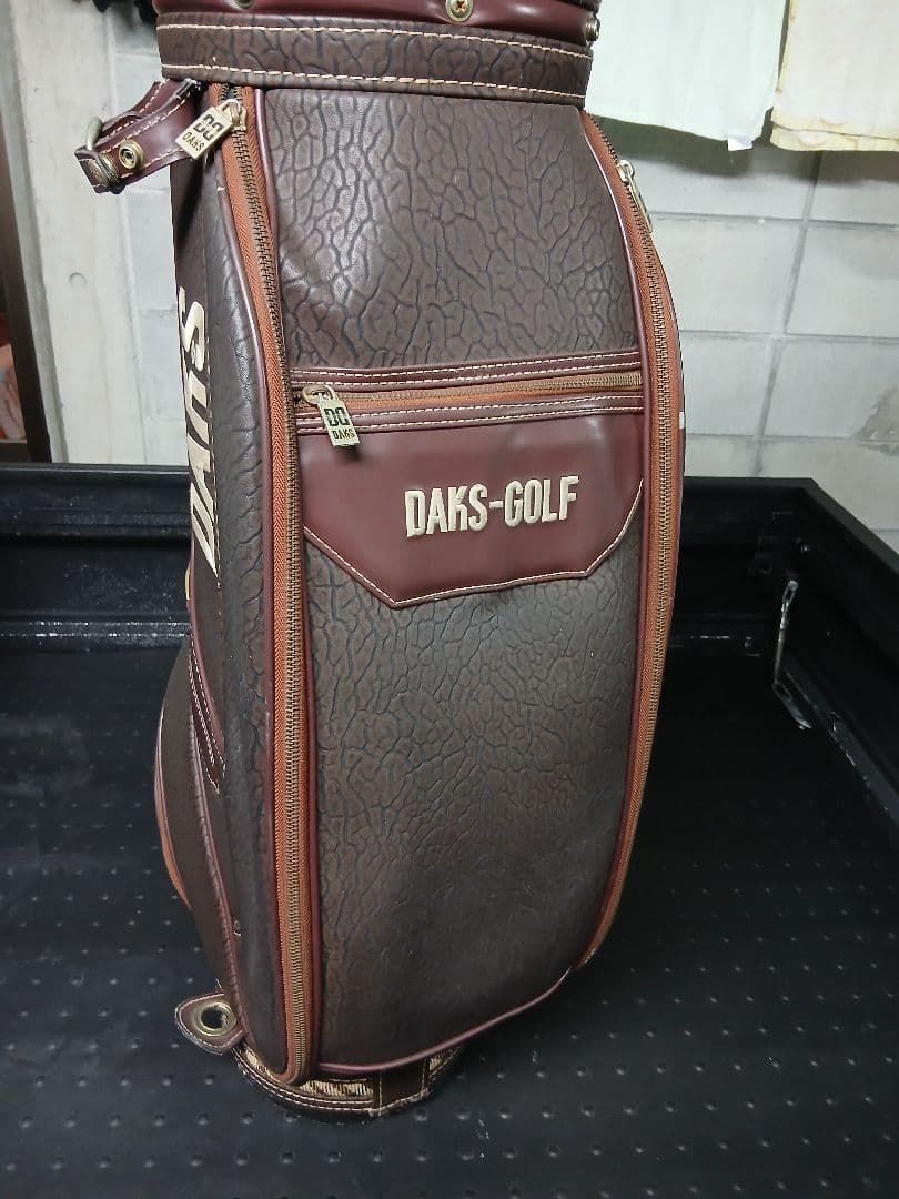 ☆DAKSキャディーバッグ