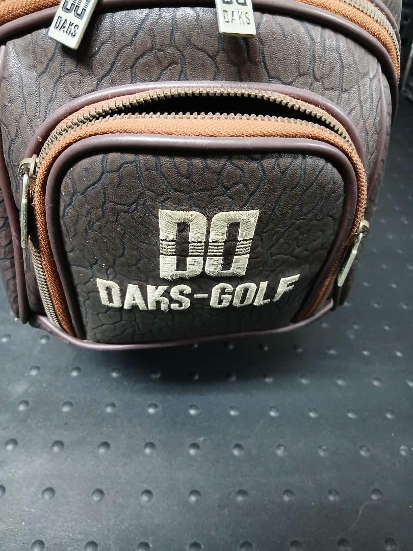 ☆DAKSキャディーバッグ