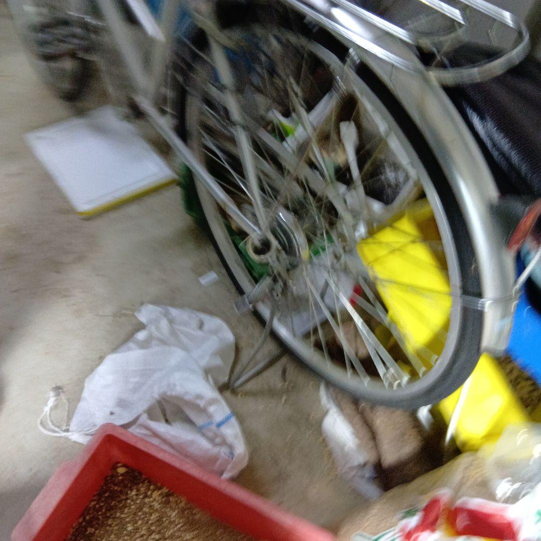 自転車（引き取り限定）（買い物に数回使用したのみ）