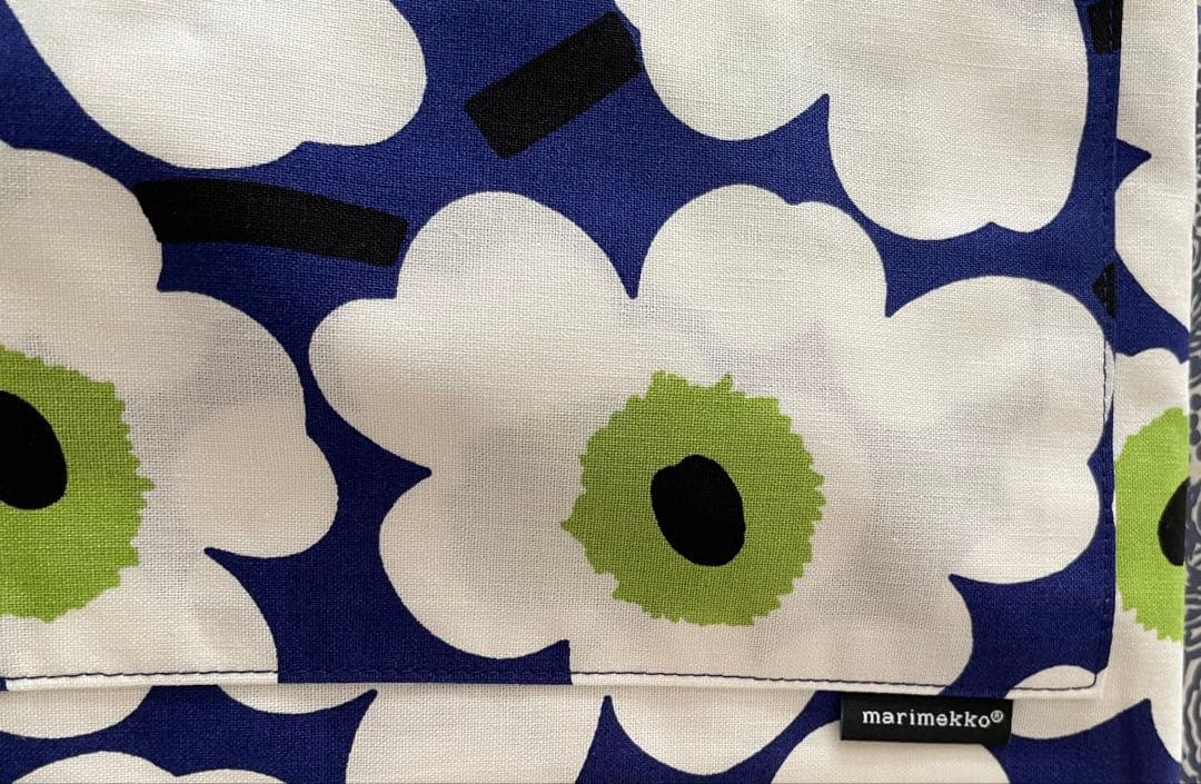 marimekko マリメッコ ✖︎ フィンエアー 限定色　エプロン　新品未使用