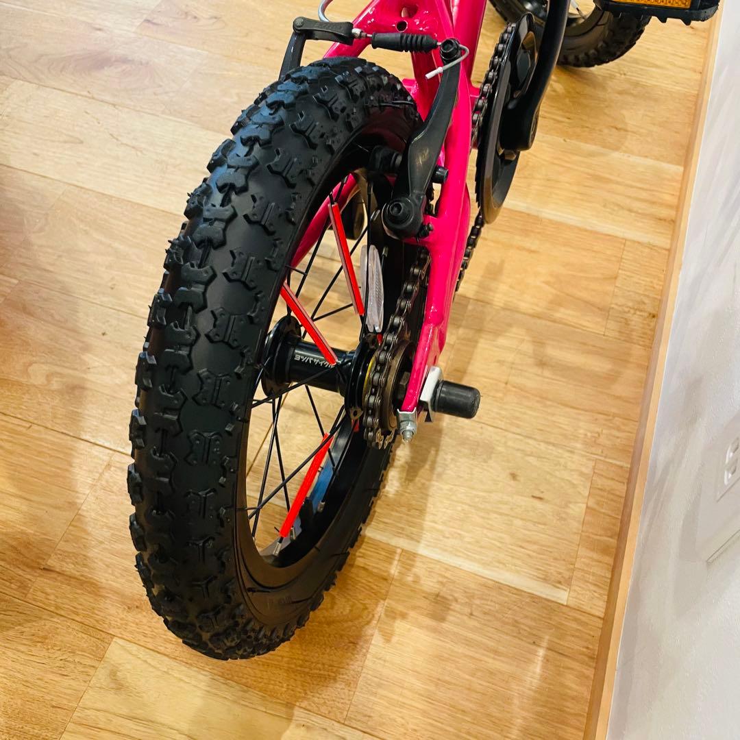 良品 ヨツバサイクル プラムピンク 14インチ キッズ 自転車 タイヤ