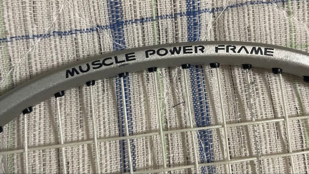 Yonex バドミントンラケット　チタン7