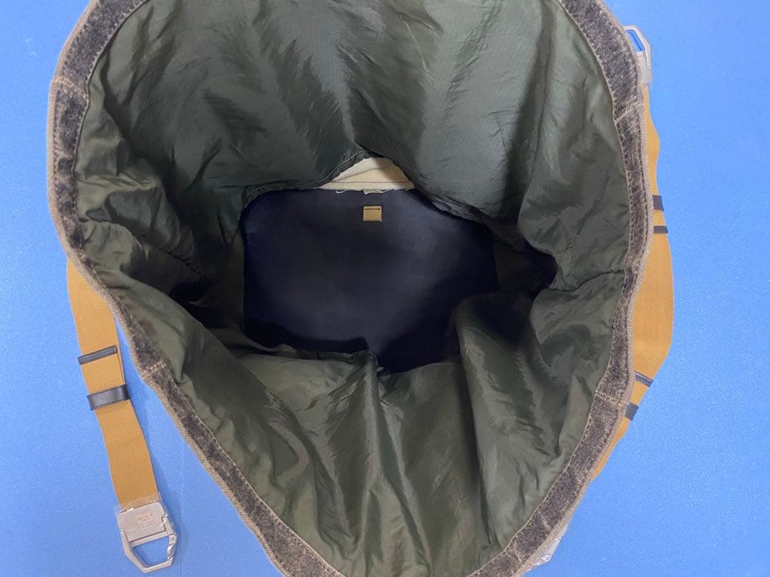 BROOKS HAMPSTEAD HOLDALL ロールトップ バッグ