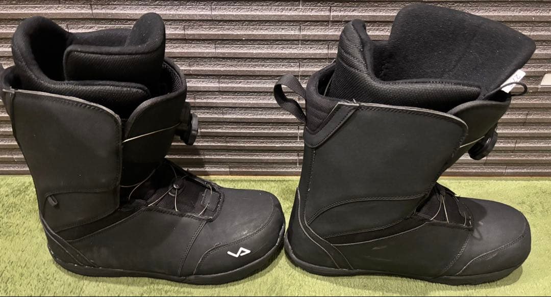 【中古】スノーボードブーツ　27.5