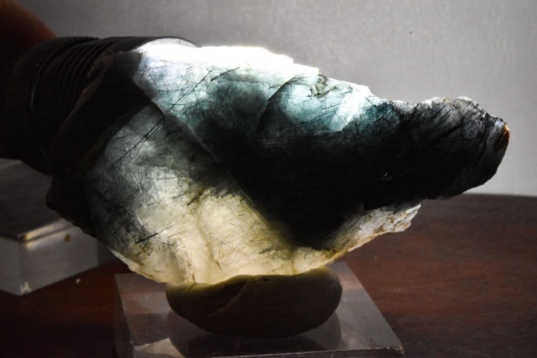 ザギマウンテンクォーツ リーベカイト入り