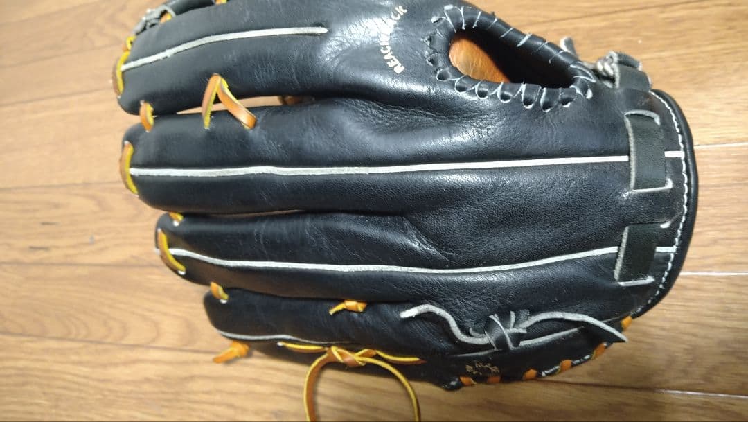 【割引中】SSK 阪神タイガースコラボグローブ 日本製　軟式　岡田彰布モデル