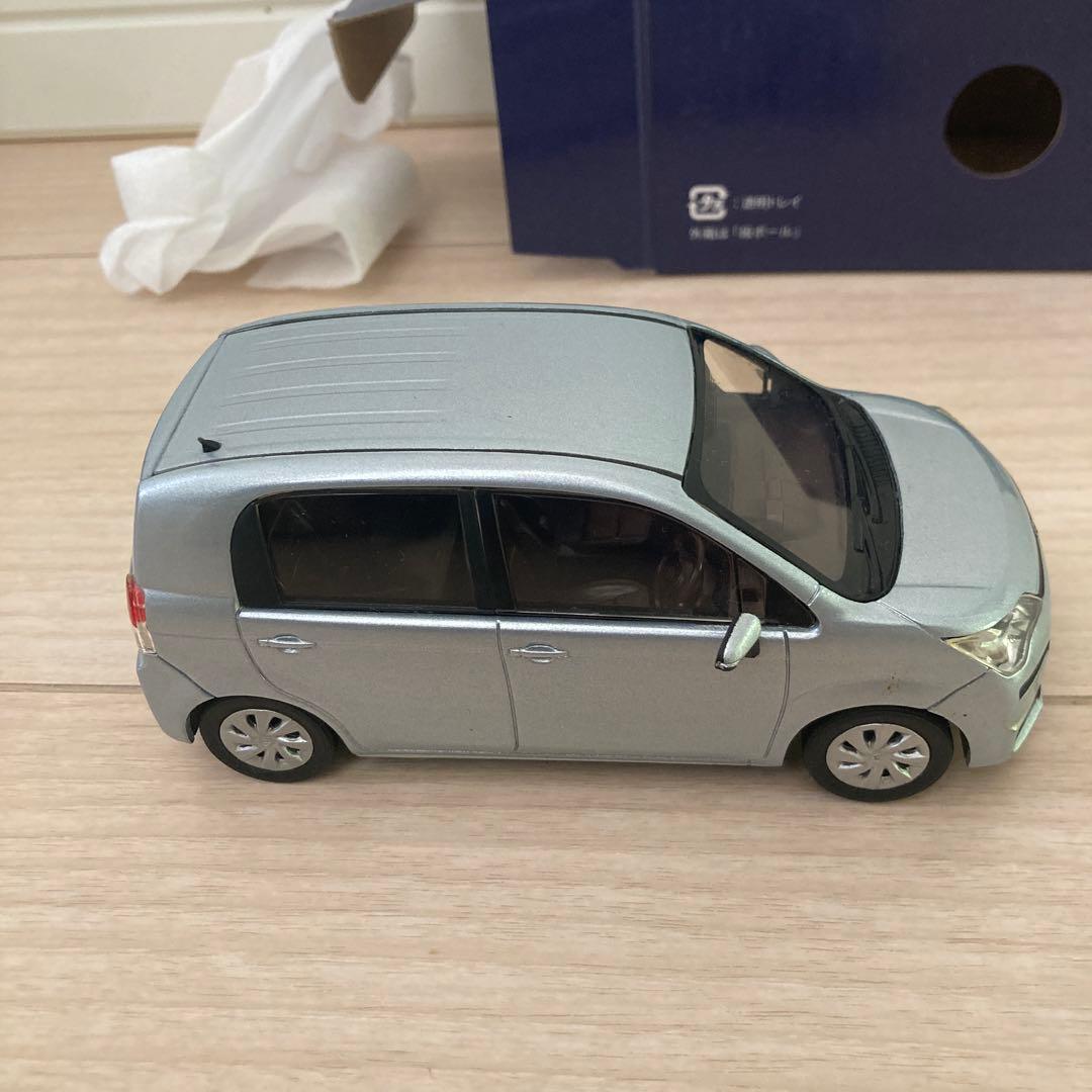 TOYOTA スペードトヨタカラーサンプル