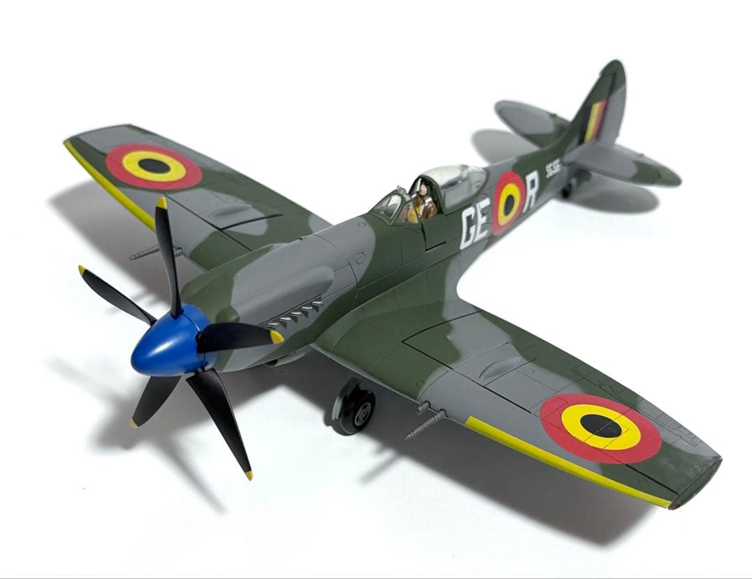 ホビーマスター 1/48 スピットファイア Spitfire Mk. XIV