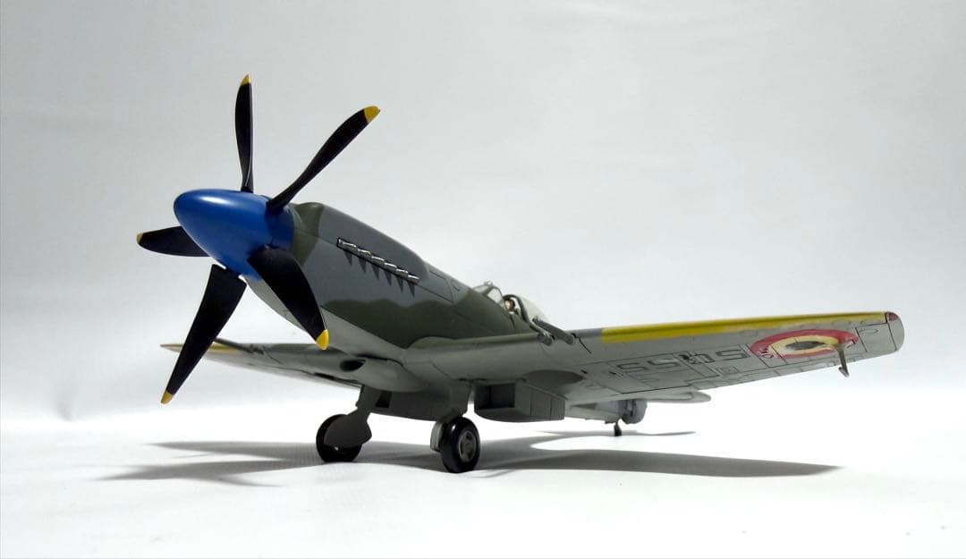 ホビーマスター 1/48 スピットファイア Spitfire Mk. XIV