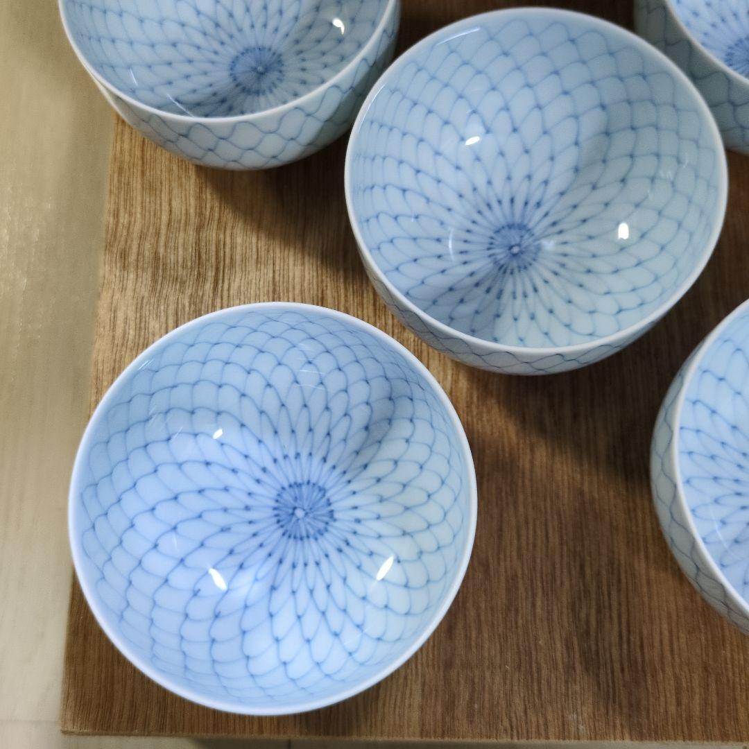 有田焼福峰窯　手描き 内外網目　蓋付き湯呑み　５客