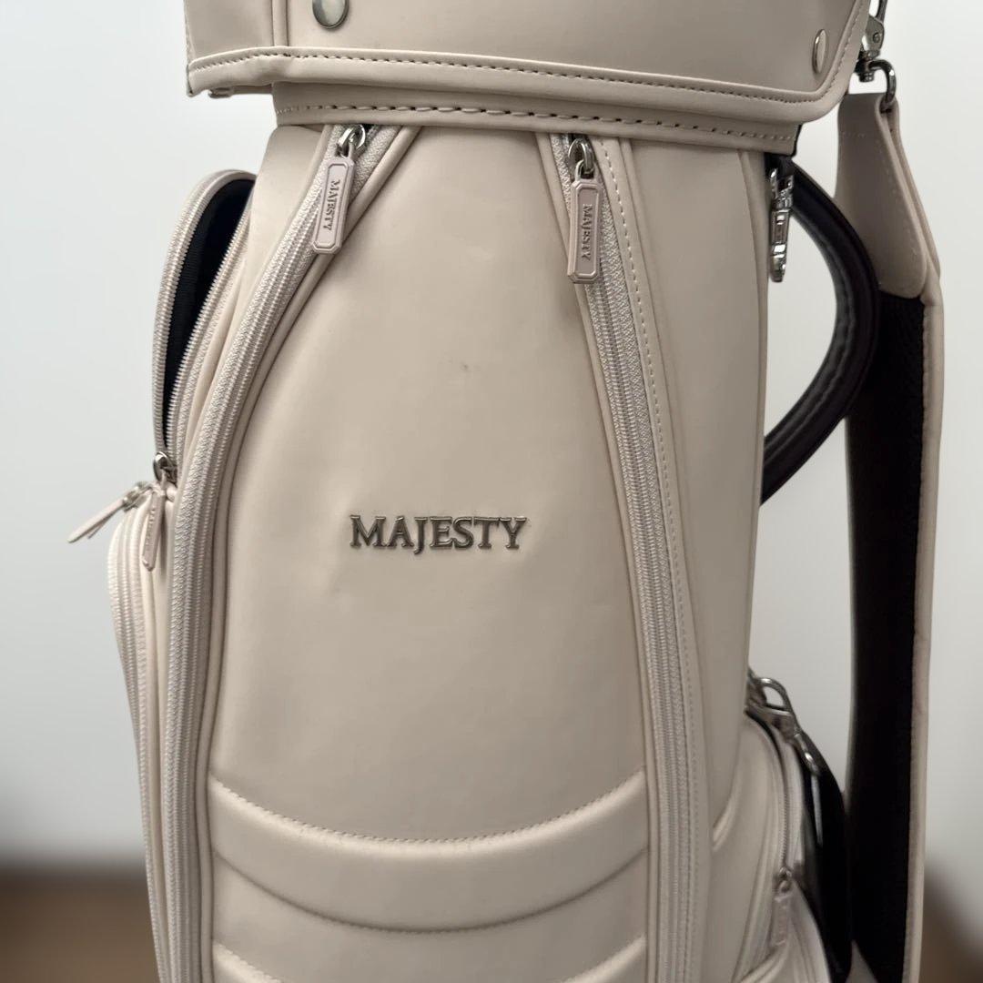 新品　MAJESTY ベージュ キャディバッグ　キャスター付き