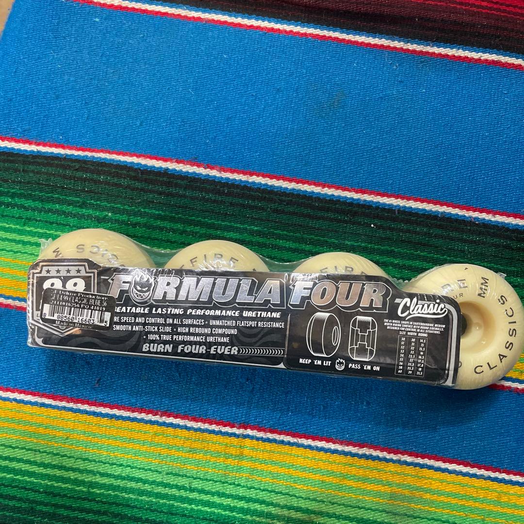 Spitfire Formula Four 99Duro 56mm 4個入り