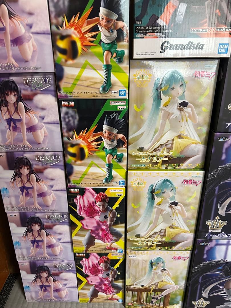 Figure アルベド　初音ミク　ナルト　etc. ２７点