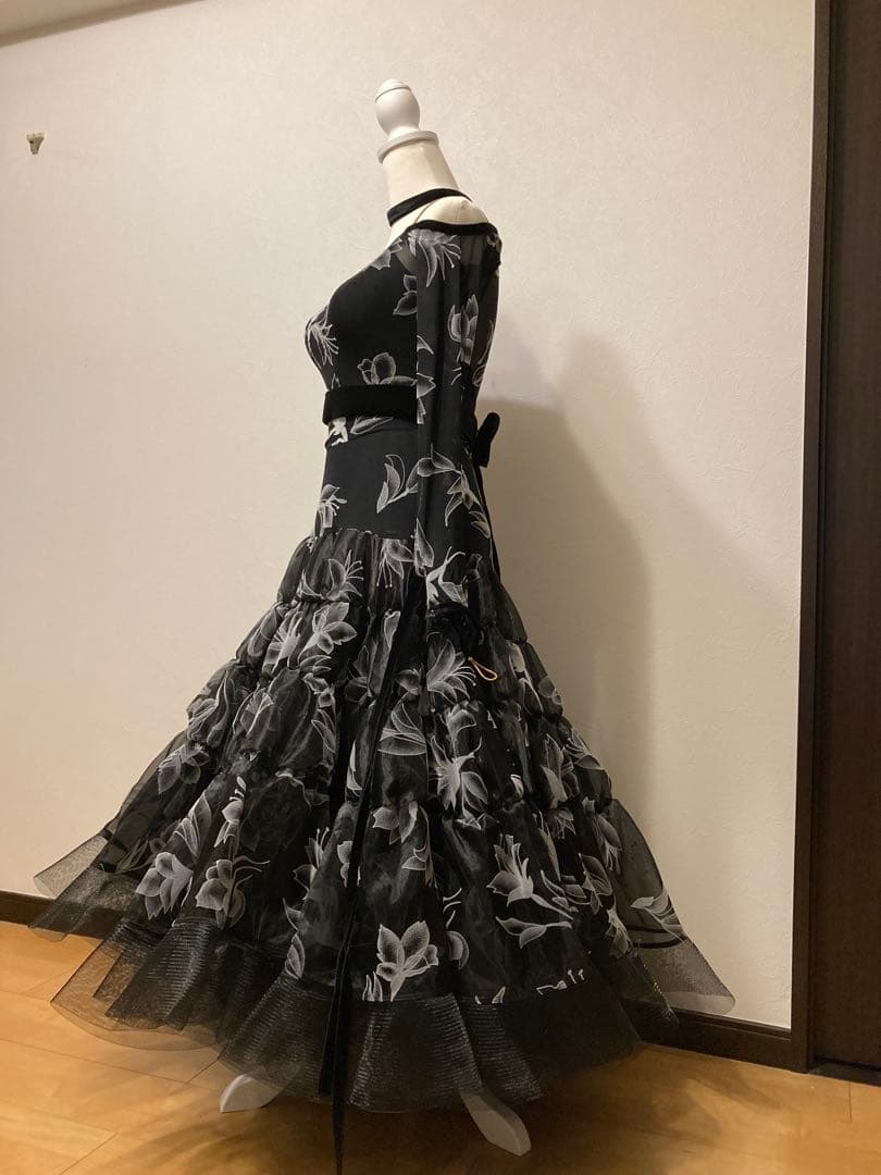 社交ダンス用黒白花柄ドレスLサイズ