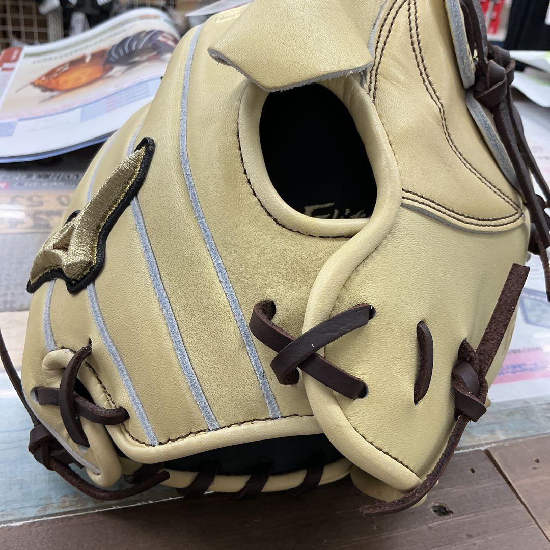 Mizuno Global Elite 軟式投手用グローブ