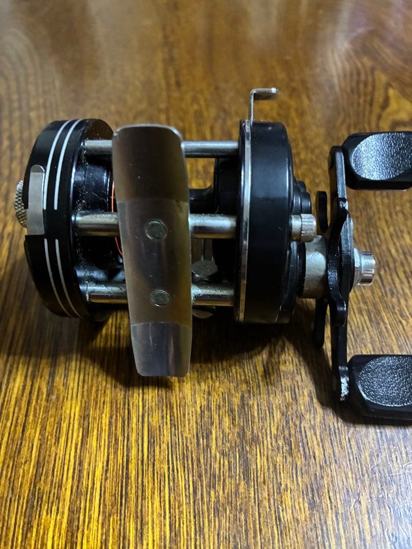 オールド　Daiwa ミリオネアgs-2000c