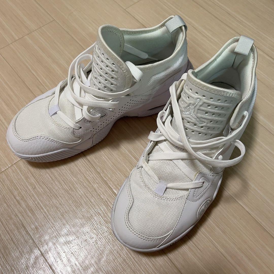 ジョーダン（JORDAN）バッシュ　ステイ ロイヤル2DQ8401-102