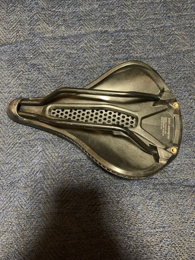 SPECIALIZED POWER PRO MIRROR サドル 143mm