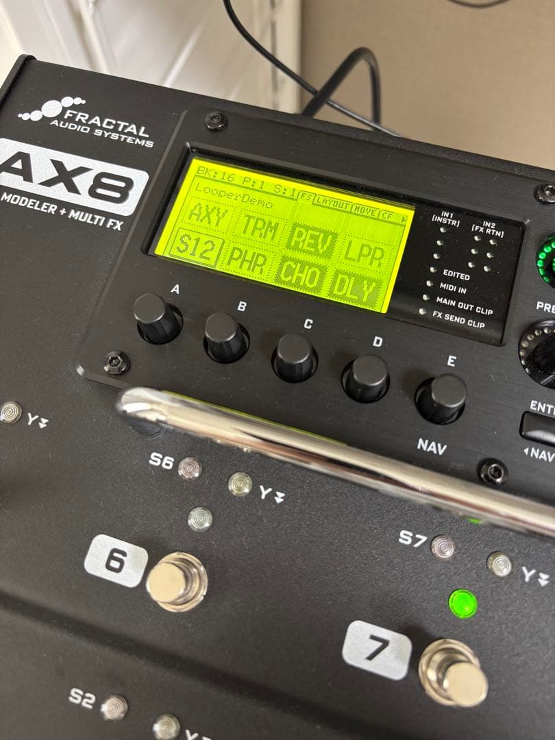 【美品】AX8 Fractal Audio Systems ギタープロセッサー