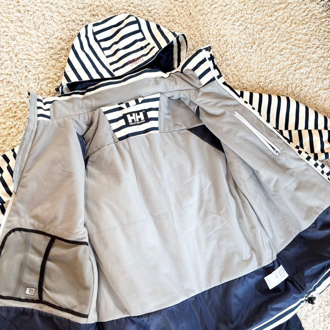 極美品！HELLY HANSEN ヘリーハンセン　スキーウェアセット　上下　L
