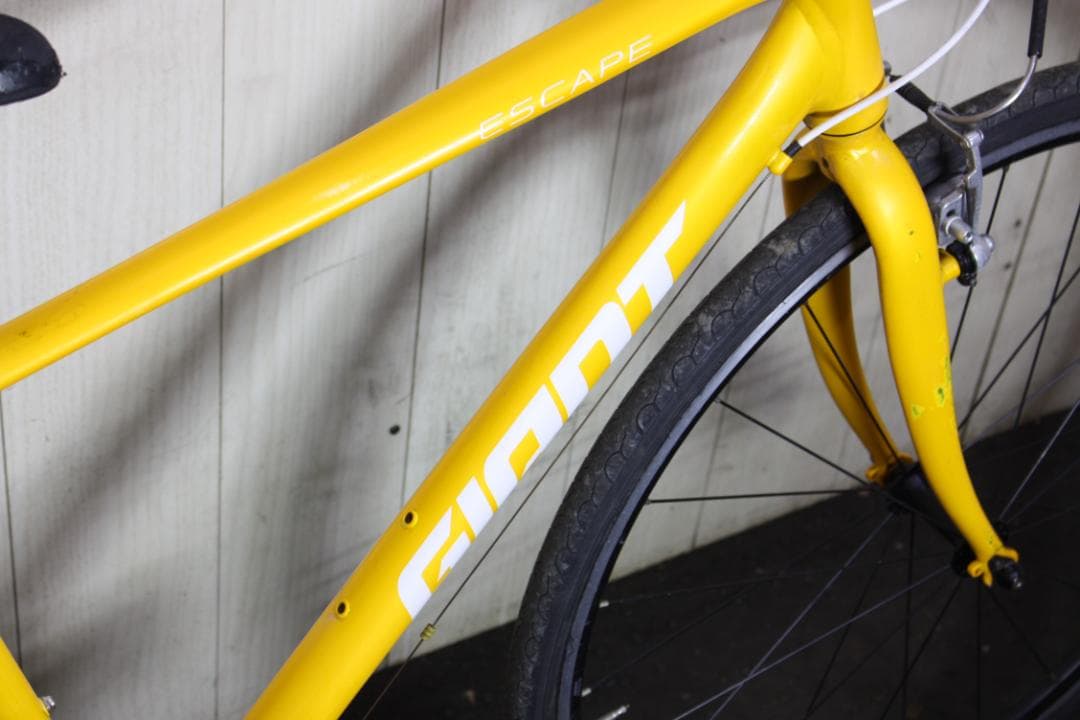 GIANT ESCAPE R3 700C 24速 470mm YELLOWクロス