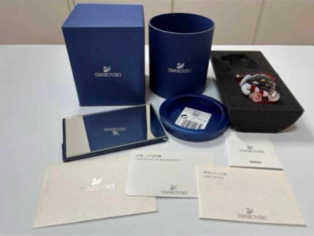 キティ　スワロフスキー　サンタ　クリスマス　新品　美品　SWAROVSKI 箱付
