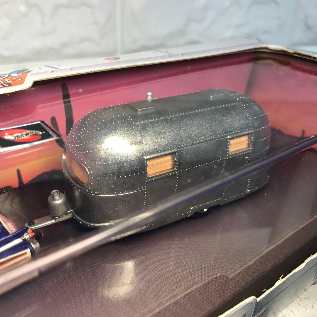 ミニカー HotWheels AIRSTREAM DREAM VEHICLESET