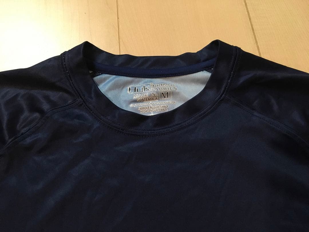 Huk Fishingフィッシングシャツ ネイビー ブラックバス柄 M（L）